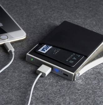 POWER POUCH - Powerbank 3000mAh