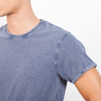 HUSKY - T-SHIRT