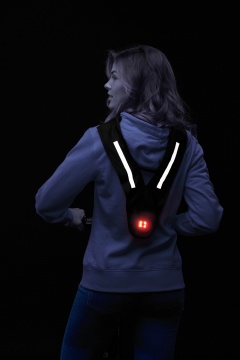 VEST SCOOT 2.0 - Reflective V-neck with 2 LED.