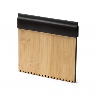 NOSOK - Ice scraper made of bamboo.
