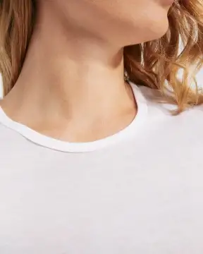 HAWAII - WOMEN'S T-SHIRT