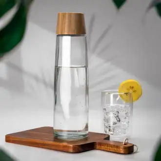 BND882 - Glass bottle, 0.75 l.