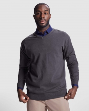 Hilux - Fine knit V-neck jumper for men.