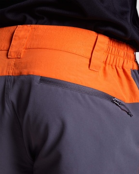 Bonati - Unisex trekking pants made from a combination of two fabrics.