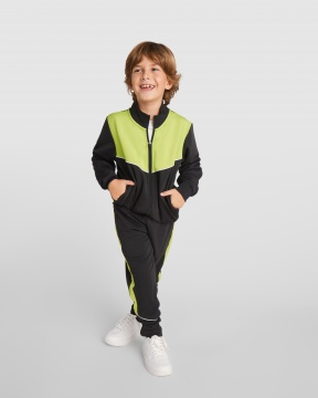 Evans - Tracksuit made of lightweight and stretchy fabric.