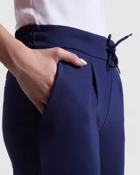 Larisa - Women's trousers made of stretch fabric.