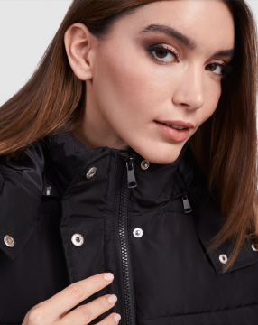 Reine - Women's down sleeveless jacket with detachable hood.