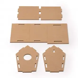 Manik - Bird house made of MDF board. Packed in a box designed with the environment in mind.
