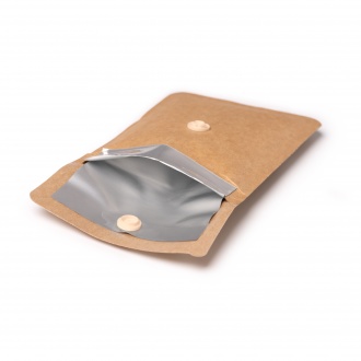 Burma - Ashtray made of recycled paper with aluminum fireproof lining.Button safety fastening.