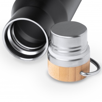 Meyer - Thermos made of 304 stainless steel with double walls with bamboo cap. Capacity: 550 ml. 