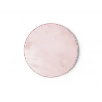 Yaron - Wireless charger made from recycled bottle caps.