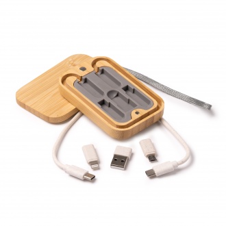 Bacu - A set of charging cables packaged in a bamboo case.