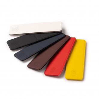 Morgan - Folding smartphone stand made of recycled PU.