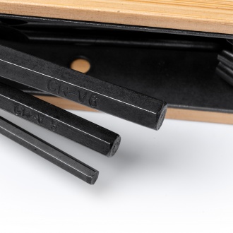 Niner - Multipurpose tool with stainless steel accessories