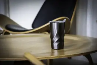CALIX XL ECO - Kubek termiczny 500 ML wykonany ze stali z recyklingu
