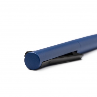 Brook - A ballpoint pen with an original clip and body made of recycled ABS plastic and aluminum.