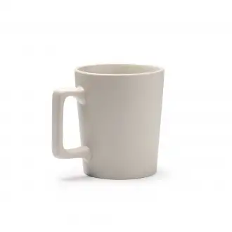 Dunlok - Designer ceramic mug with large handle. Capacity 400 ml.