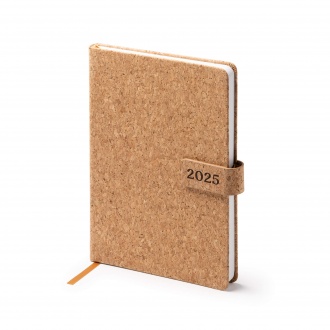 Vasir - A5 format calendar with cork and magnetic cover.