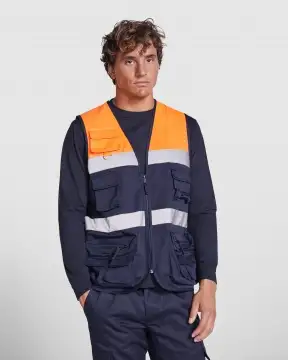 BETA - Reflective vest with multiple pockets.