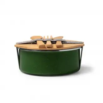 Evelin - Ceramic coated metal lunch box with bamboo lid and elastic strap, bamboo cutlery included.