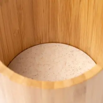 Celik - Pencil holder with main structure made of bamboo and base with wireless charger function made of wheat fiber.