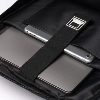 OREGON - Practical expandable travel backpack