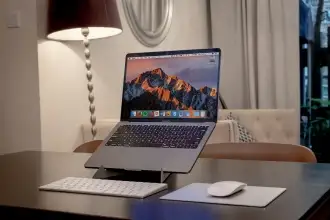 ASCEND - Przenośny stojak do laptopa