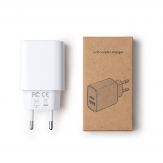 TANKY - Charger, 2 USB-C and USB-A ports.