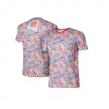 SONCA - T-shirt z dekoltem w serek i krótkim rękawem.